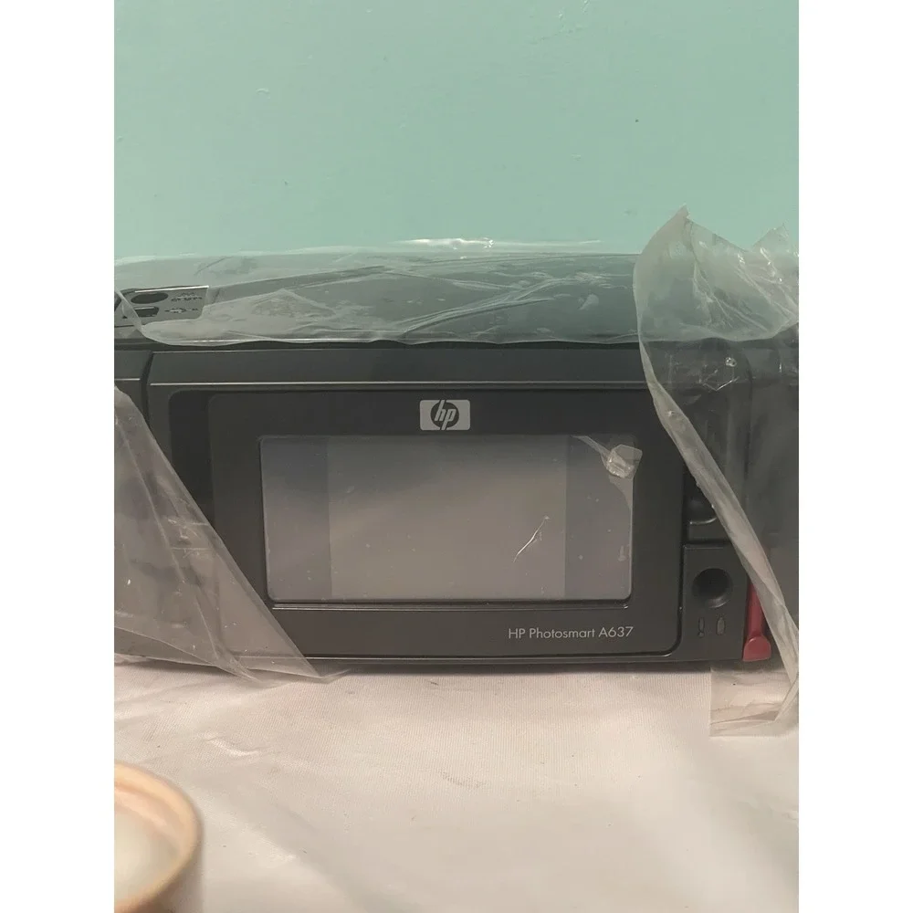 HP Photosmart‎ A637 Compact Photo Printer Q8638A NEW No Cord No Box